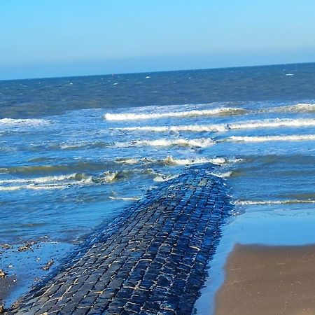 Caravan Aan Zee Arnani Middelkerke Bagian luar foto